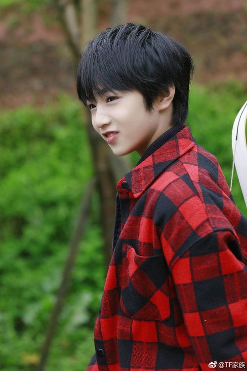 刘耀文舞蹈老师爆料视频,独家爆料舞蹈技巧与幕后故事 第3张 刘耀文舞蹈老师爆料视频,独家爆料舞蹈技巧与幕后故事 第3张